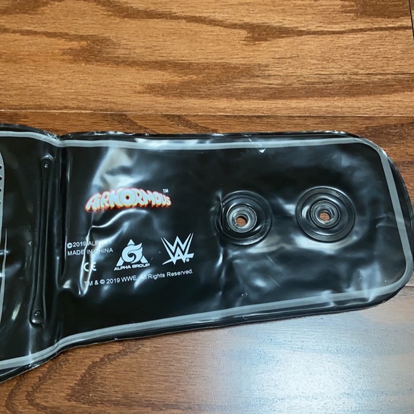 WWE blow up belt - Picture 5 of 5